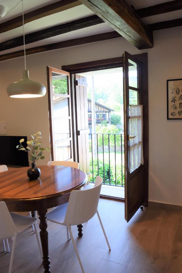 Peritxenea Landa Apartamentuak レサカ エクステリア 写真