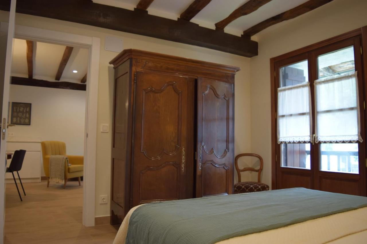 Peritxenea Landa Apartamentuak レサカ エクステリア 写真