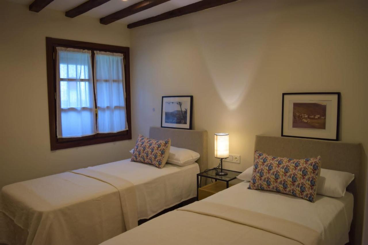 Peritxenea Landa Apartamentuak レサカ エクステリア 写真