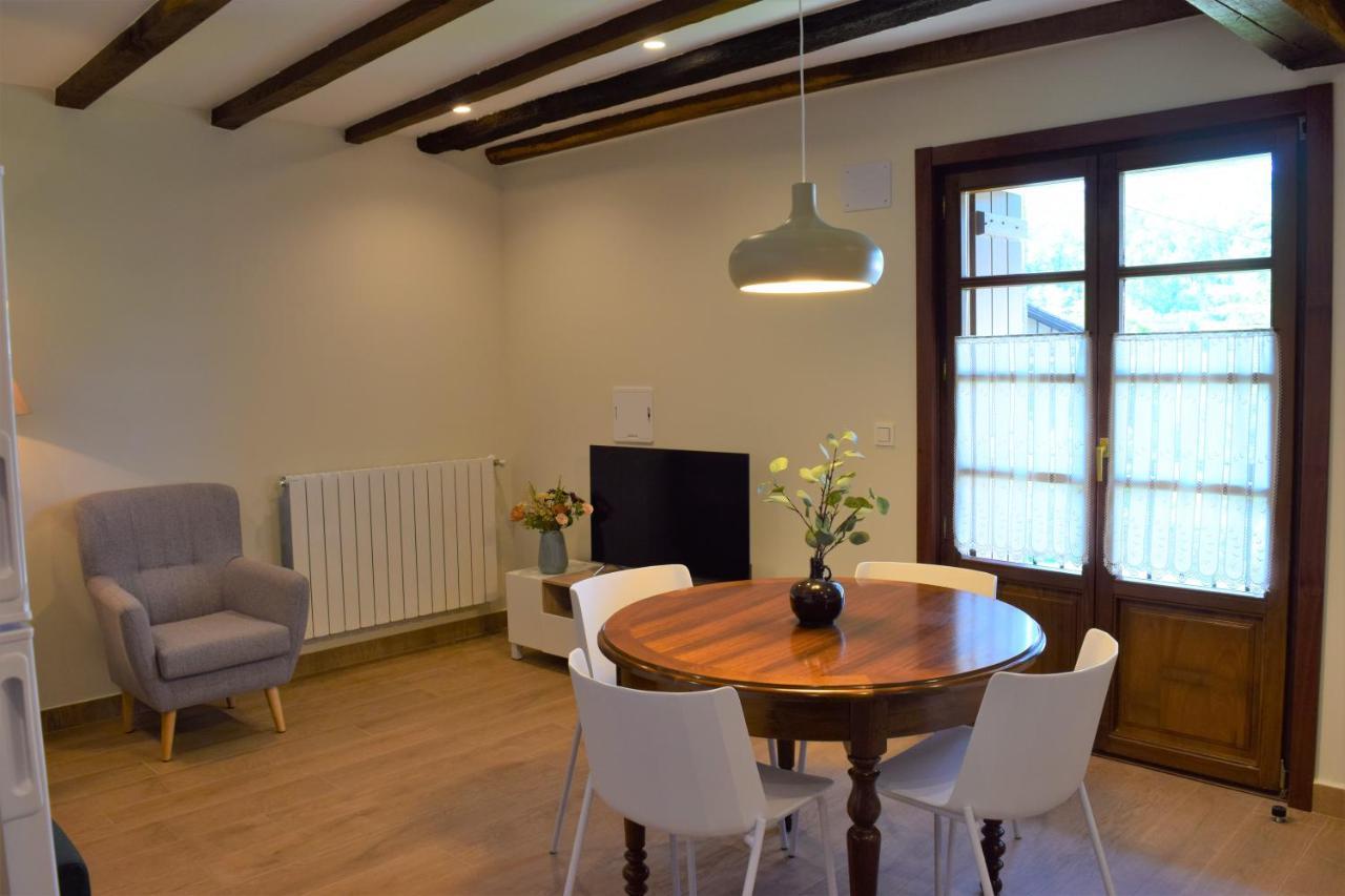 Peritxenea Landa Apartamentuak レサカ エクステリア 写真