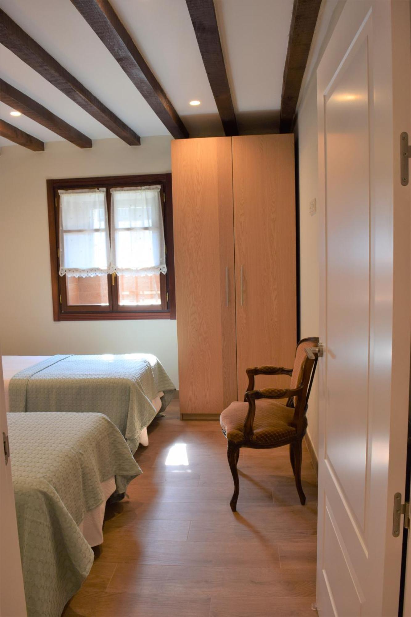 Peritxenea Landa Apartamentuak レサカ エクステリア 写真