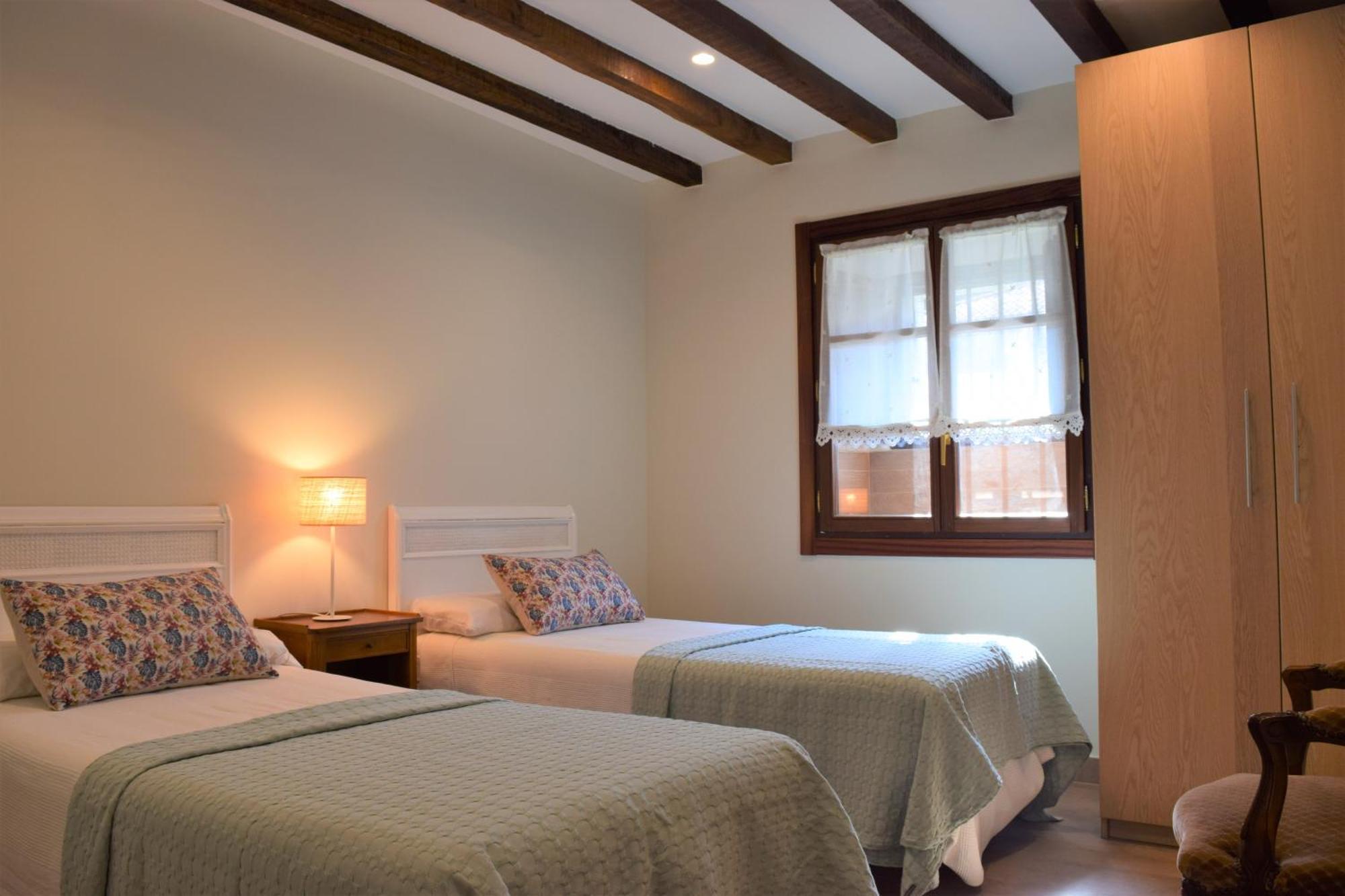 Peritxenea Landa Apartamentuak レサカ エクステリア 写真